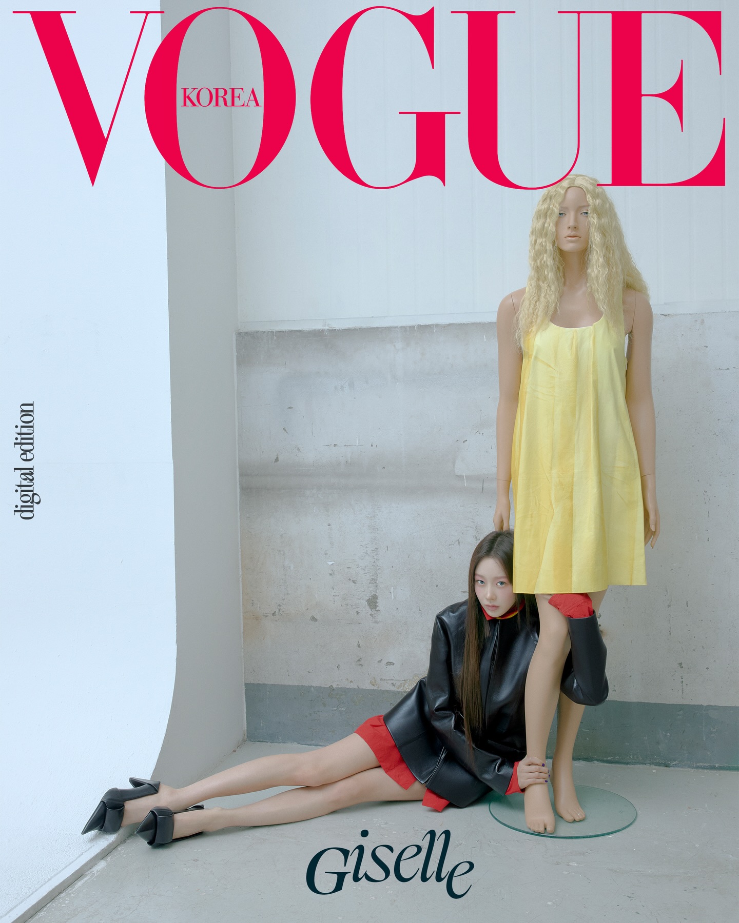 aespa's Giselle in a VOGUE KOREA photoshoot, collaborating with LOEWE.