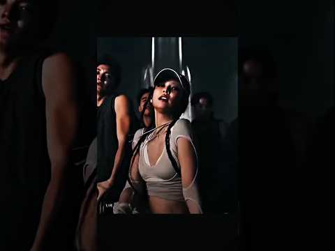 BLACKPINK Jennie in a stylish edit from a YouTube short