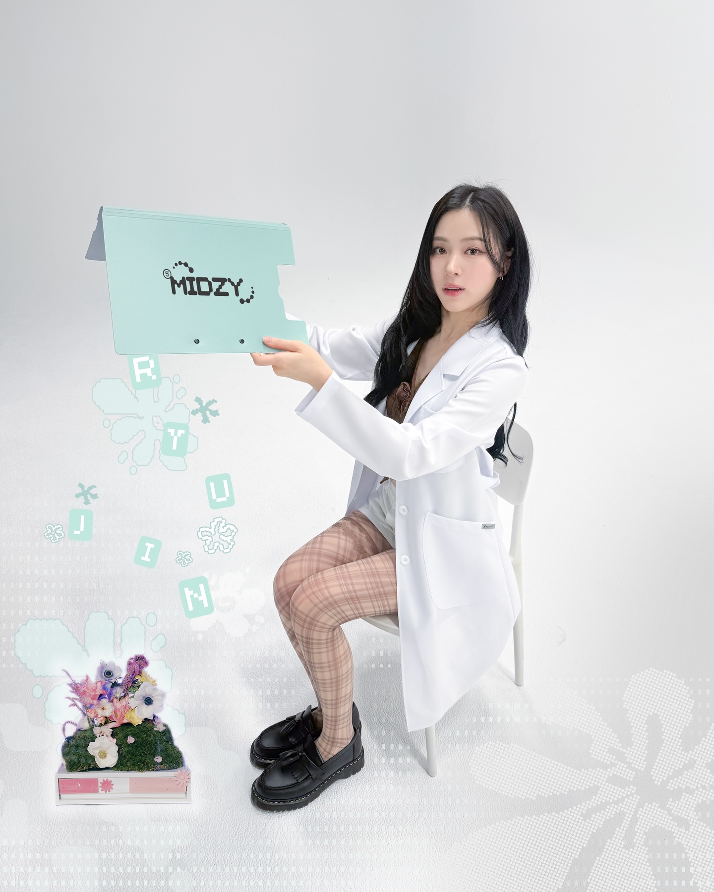 ITZY's official fanclub MIDZY 5th Generation recruitment announcement with D-3 countdown.