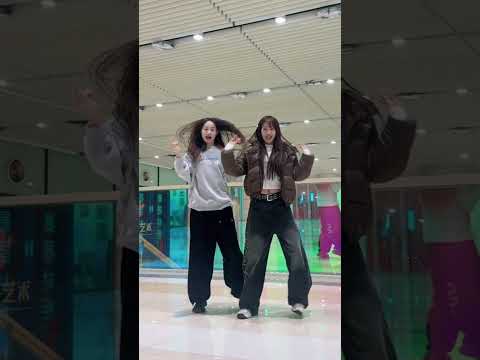 LE SSERAFIM members performing a dance cover of j-hope's 'SPAGHETTI'