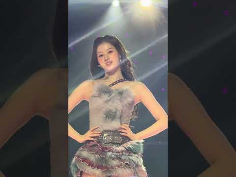 TWICE Sana in a 4K fancam, showcasing her stage presence