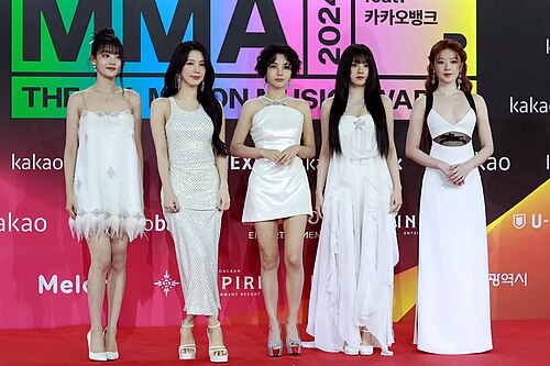 noodle.zip's official Instagram post for Prada SS26 advertisement